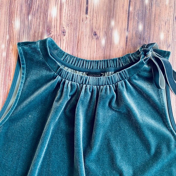 Ann Taylor top - Picture 3 of 3